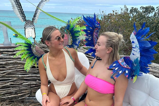 Rose Island Adventure: Snorkel, Sea Turtles, and Private Beach - Green Cay and the turtle search