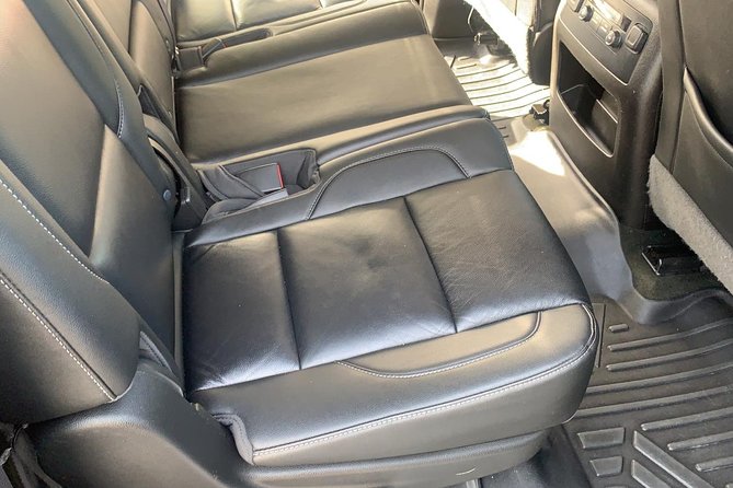 Round trip Airport Private Transfer (Nassau Limousine) - The Ride to Your Hotel, Villa, or Resort