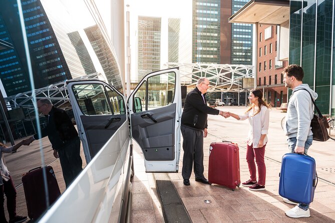 Round-Trip Airport Transfer Viva Club Fortuna Freeport - Finding your driver after baggage claim