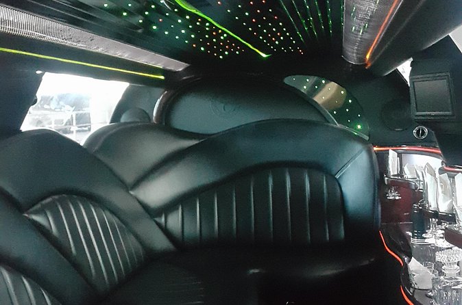 Round Trip Nassau Airport ARRIVAL (NASSAU LIMOUSINE) - The return to Nassau airport