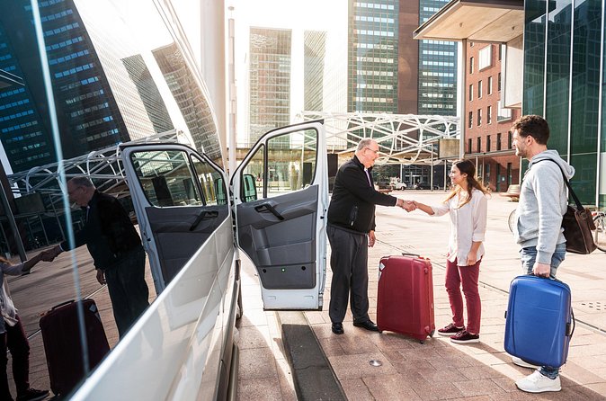 Roundtrip Airport Transfers Grand Lucayan Resort Freeport - What the $30 price really buys you