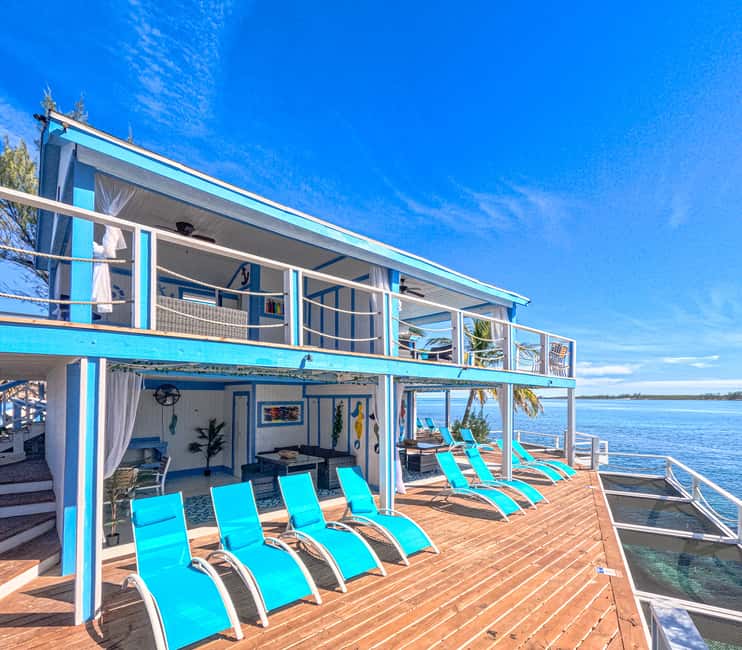 SunCay Private Oceanview Villa up to 6 with Lunch and Ferry - Bahamian lunch, cocktails, and included drinks